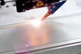 Gute Fügung: Wie Laserstrahlen Metalle zum Schmelzen bringen
