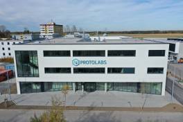 Eröffnung des neuen europäischen 3D-Druckzentrums von Protolabs in Putzbrunn