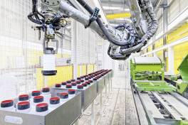 Hohe Flexibilität in der robotergestützten Tübbingproduktion  
