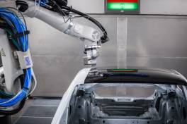 Eine Million Roboter arbeiten in der Auto-Industrie weltweit