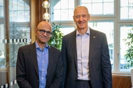 Siemens und Microsoft stärken Partnerschaft und treiben KI-Anwendung voran