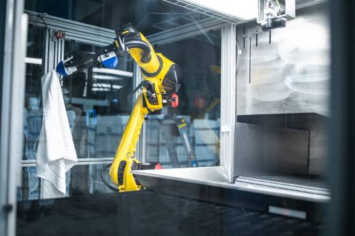 Fanuc-Roboter M-10iD automatisieren das Wäsche-Handling  