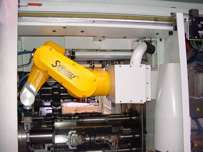 Automatisierung einer Werkzeugmaschine von DMG MORI SEIKI.
Bild: Gildemeister AG