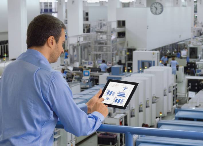 Mit den Asset Analytics Services bietet Siemens eine neue Dienstleistung zur Online-Zustandsüberwachung von Maschinen, Produktionslinien bis hin zu gesamten Industrieanlagen.