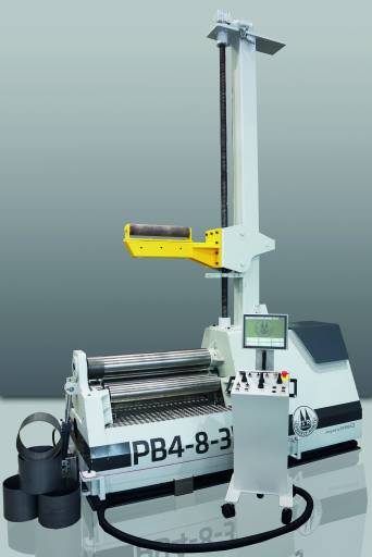 Schnellere Fertigungsprozesse: die PB4-Maschinen mit vier Walzen und der neu entwickelten CNC-Steuerung „Seven“.