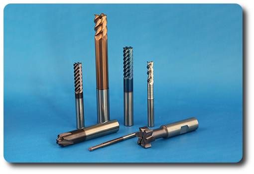 Das Produktspektrum der Jongen Werkzeugtechnik GmbH & Co. KG umfasst Fräswerkzeuge mit unterschiedlichen Aufnahmesystemen wie Aufsteckfräser, Schaftfräser und Einschraubfräser.