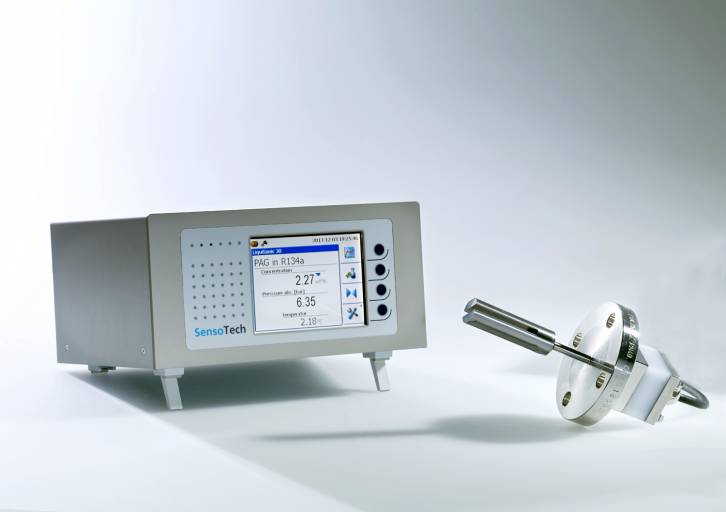 LiquiSonic® Sensoren messen kontinuierlich und direkt in der Hauptleitung die temperatur- und druckkompensierte Ölkonzentration mit sekundenschneller Messwertaktualisierung.