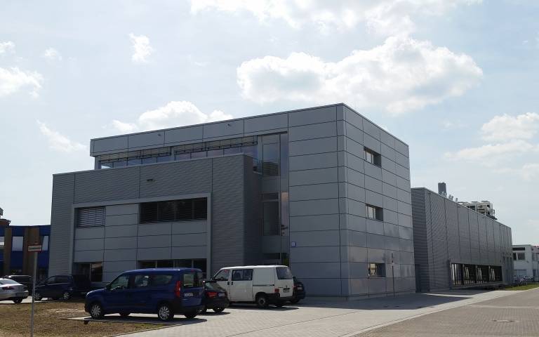 Jongen Werkzeugtechnik hat im Juni eine weitere Produktionshalle in Willich in Betrieb genommen.