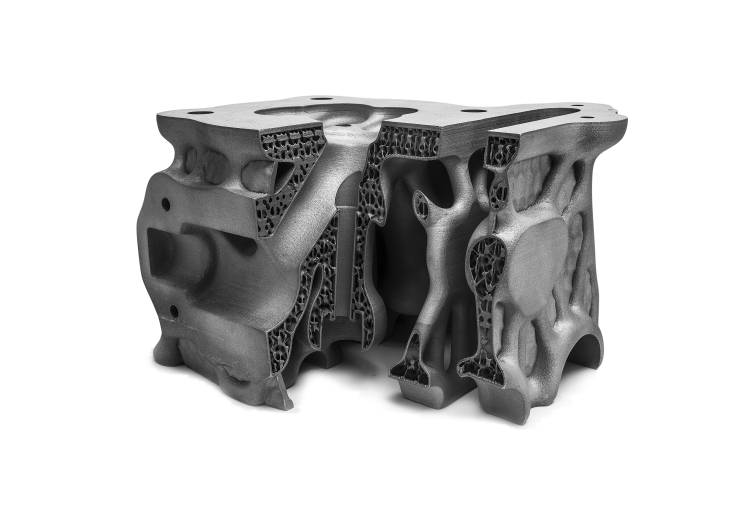 Additiv gefertigter, topologieoptimierter Motorblock mit 66 % Gewichtseinsparung gegenüber dem konventionell gefertigten Bauteil.