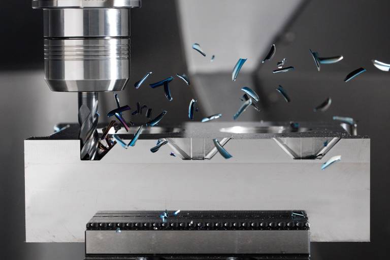 Bohren, Zentrieren, Fräsen – der MonsterMill PCR Uni von WNT kombiniert drei Werkzeuge in einem und bietet mit vier Schneiden höchste Performance und Zahnvorschübe von bis zu 0,137 mm/U.