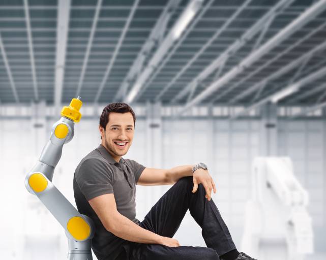 Welche sicherheitstechnischen Aspekte es bei einer direkten Zusammenarbeit zwischen Mensch und Maschine zu beachten gilt, hat die Firma Pilz als anerkannter „Safety & Robotics Expert“ in einem 15-seitigen MRK-White Paper zusammengefasst. 