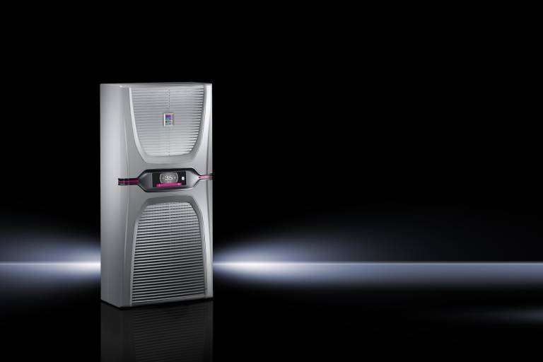 Unter dem Namen Blue e+ bietet Rittal die derzeit effizienteste Kühlgeräteserie auf dem Markt und erweitert jetzt mit einer neuen 1,6-kW-Klasse seine Gerätefamilie im unteren Leistungsbereich.