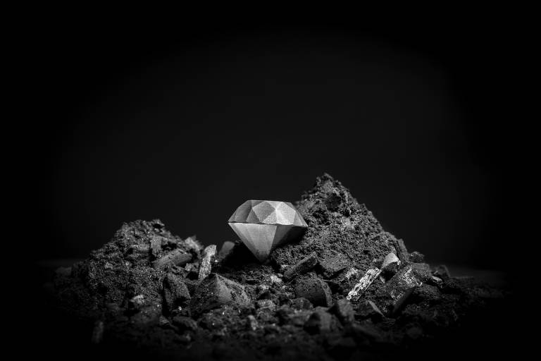 Durch den Einsatz vonAdditiver Fertigung und einem maßgeschneiderten proprietären Nachbearbeitungsverfahren gelingt es Sandvik, nahzu jede beliebige Form aus einem Diamant-Verbundwerkstoff herzustellen.