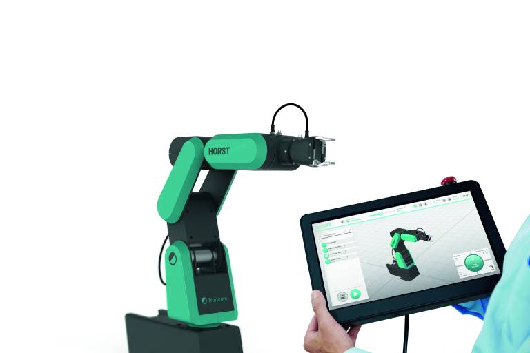 Mit HORST600 erweitert Fruitcore Robotics seine Produktfamilie um einen modularen Kleinroboter für Anwendungen in Pharmaunternehmen, Laboren, Medizintechnik und der Industrie.