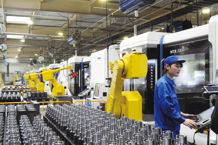 Big Daishowa verfügt in ihren Fabriken über einen sehr hohen Automatisierungsgrad. 