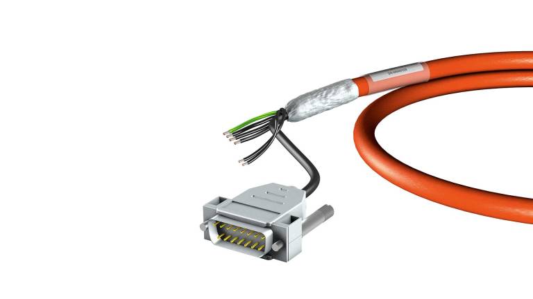 Stöber hat seine One Cable Solution in Zusammenarbeit mit dem Encoder-Hersteller Heidenhain weiterentwickelt. 