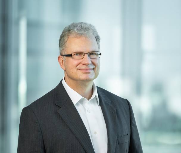 Michael Freyny ist seit 1. Oktober 2021 Leiter Digital Industries von Siemens Österreich.