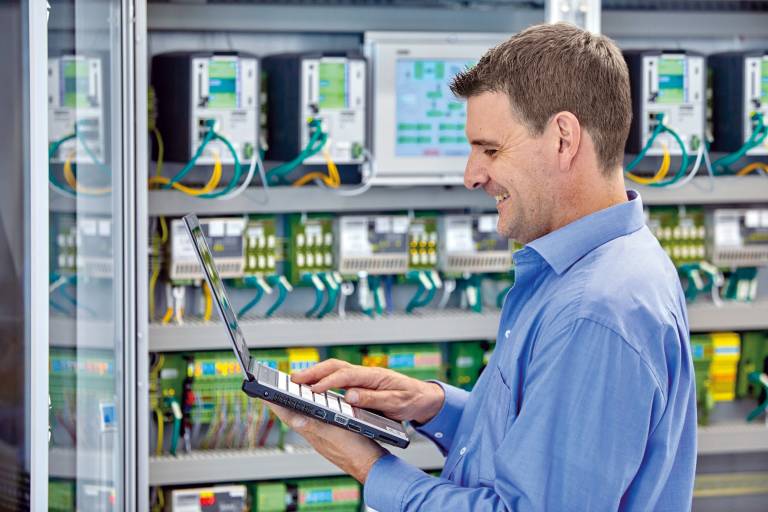 Diagnostizierbare Netzwerkkomponenten verringern den Aufwand für Servicetechniker sowie Anlagenstillstandzeiten.