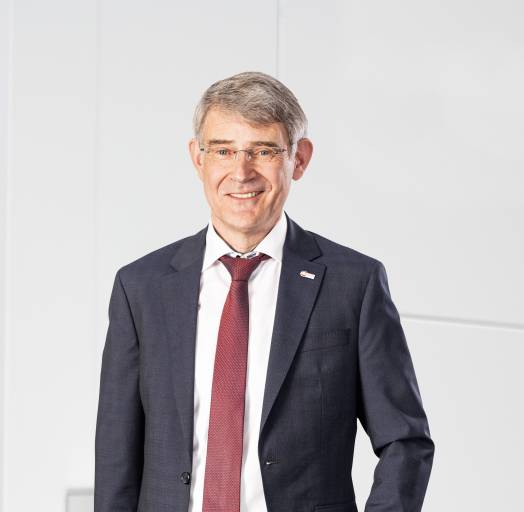 Franz-Xaver Bernhard von der Hermle AG ist ab 1. Jänner 2022 neuer Vorsitzender des VDW und des Fachverbands Werkzeugmaschinen und Fertigungssysteme im VDMA. (Bildquelle: Hermle)
