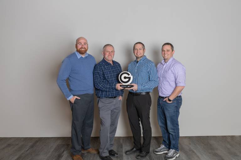 Digi-Keys Levy Olson, Jerome Bakke, Paul Hejlik und Brandon Tougas wurden von GCT während einer virtuellen Präsentation mit dem Preis für den Vertriebspartner des Jahres ausgezeichnet.