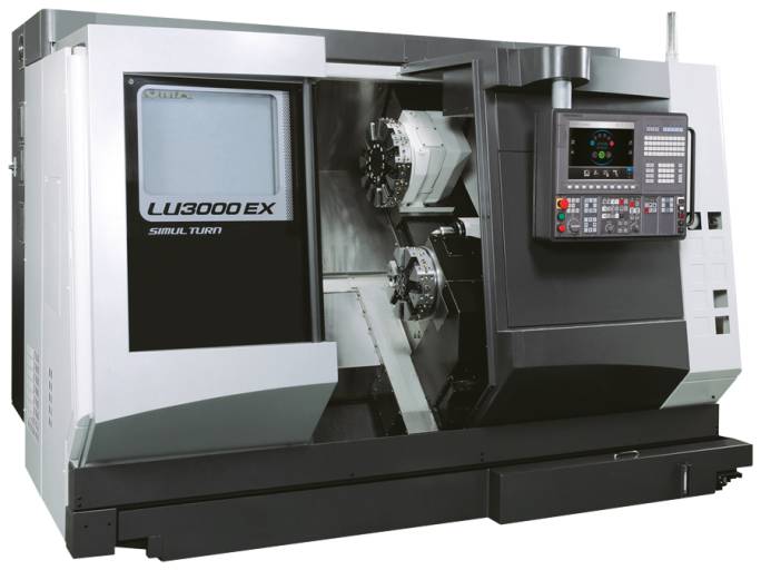 Die LU3000EX ist eine innovative Werkzeugmaschine für simultanes 4-Achs-Drehen.