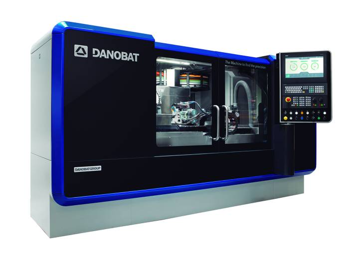 Danobat stellt die Hochpräzisions-Außenrundschleifmaschine LG-1000 aus. Die LG-1000 ist für Werkstücke mit einem Durchmesser von bis zu 290 mm und einem Spitzenabstand von 1.000 mm geeignet. 