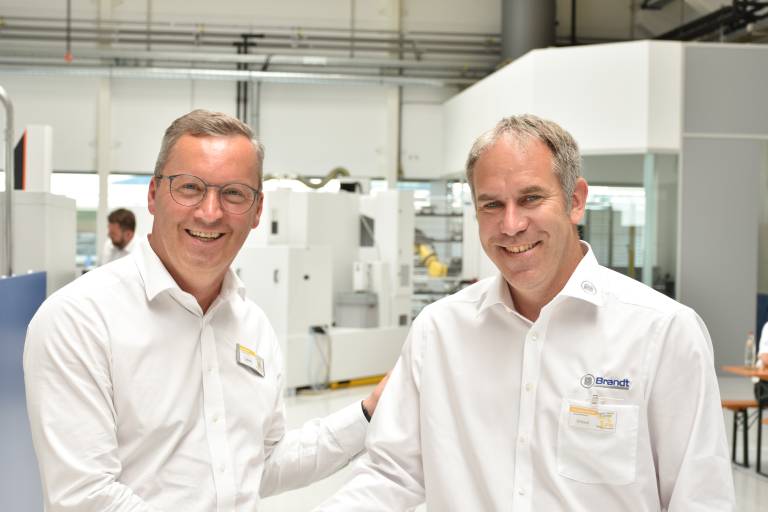 Josef Reich und Christoph Brandt sind die Geschäftsführer der Reich Tools Gmbh und der Brandt Werkzeug- und Formenbau GmbH. Sie veranstalten gemeinsam den Tag der Technik. Im Vordergrund standen dabei die Früchte der langjährigen Zusammenarbeit, die sie verbindet.
