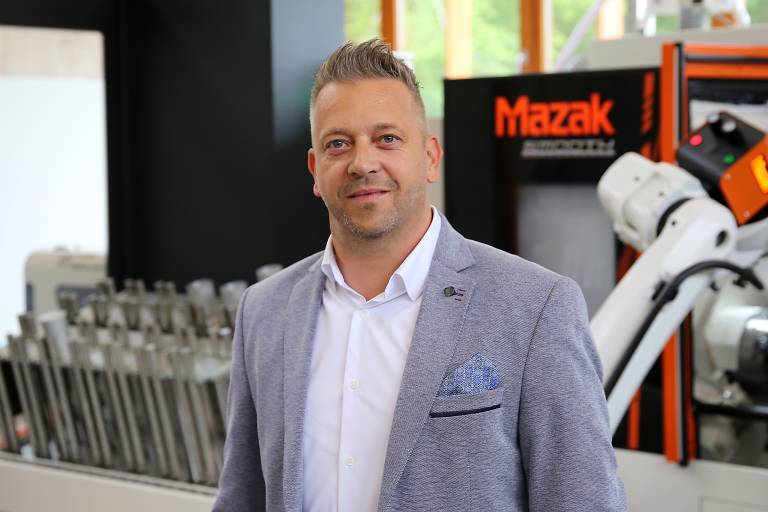Markus Saurer ist in Tirol und Vorarlberg Ansprechpartner für das gesamte Mazak-Produktportfolio.
