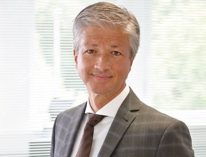 Rüdiger Knevels, CEO der Rollon-Gruppe (Bild: Rollon GmbH) sieht den Zusammenschluss als Meilenstein.
