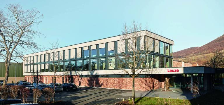 Die Unternehmenszentrale der Leuze electronic GmbH + Co. KG in Owen/Teck.