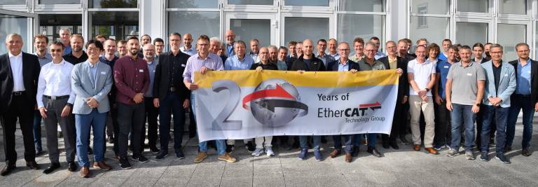 Die Mitglieder des Vorstands und des Technical Committee der ETG beim Treffen anlässlich des EtherCAT-Jubiläums.