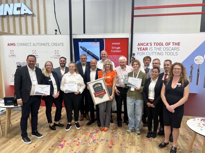 Die Sieger und Finalisten der 6. Ausgabe des „Tool of the Year“ Wettbewerbs wurden vor großem Publikum auf der EMO Hannover geehrt.