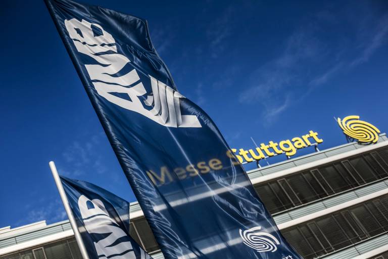 Das Herz der Metallbearbeitung schlägt 2024 in Stuttgart, wenn sich das Who-is-Who der Branche vom 10. bis 14. September auf der AMB trifft. 