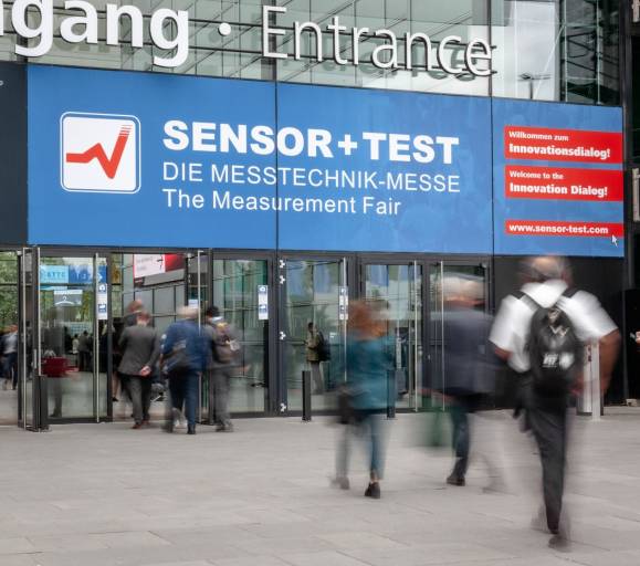 Die Sensor+Test zeigte auch 2024 die Stärken der Branche. Auch nach den Messetagen setzt die Fachmesse ihre Innovations-Kommunikation kontinuierlich digital fort. 