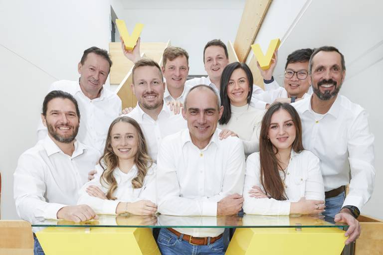 Teamgeist spielt eine große Rolle bei Vega. Die Österreich-Mannschaft wächst und bietet einen sehr guten Service-Charakter für die heimischen Kunden.