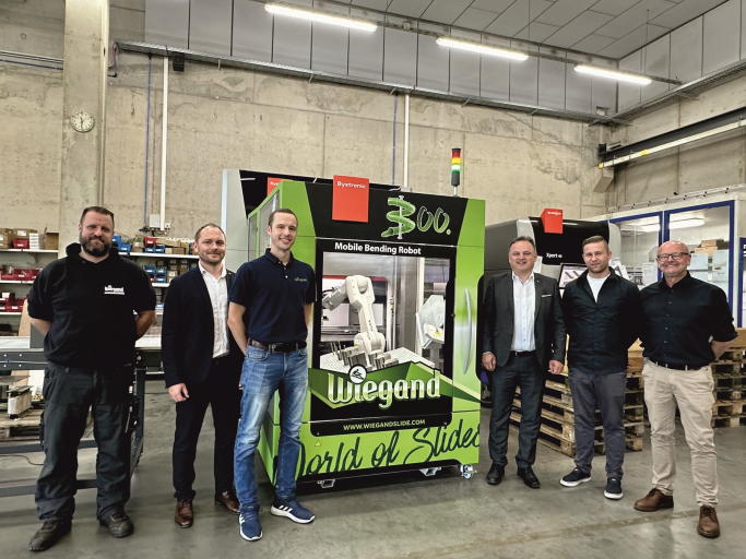 Die speziell gekennzeichnete  Mobile Bending Cell bei Wiegand.